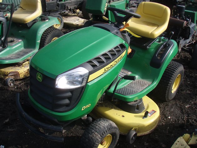 Image for John Deere D110 mower with deck