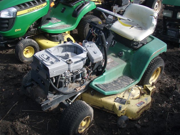 Image for John Deere LX188 with 48