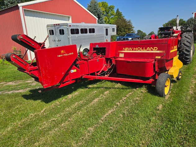 Image for New Holland 565 baler