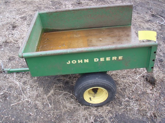 Image for John Deere model 80 cart in decent condition