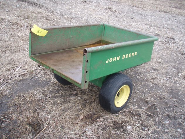 Image for John Deere model 80 cart in decent condition