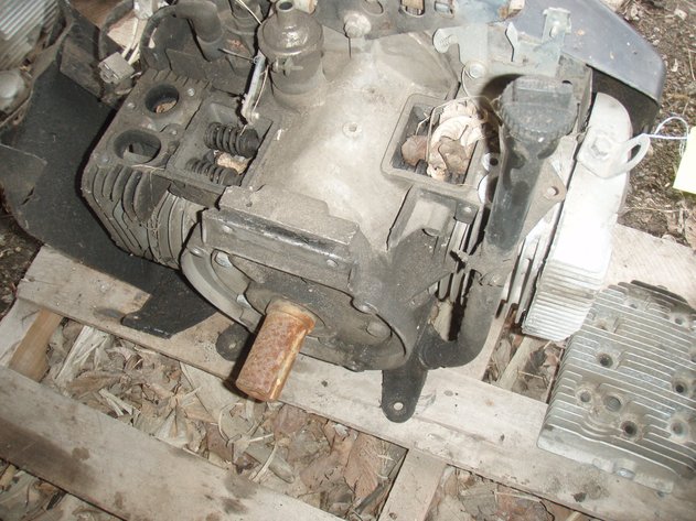 Image for Onan P218 engine from 318 John Deere