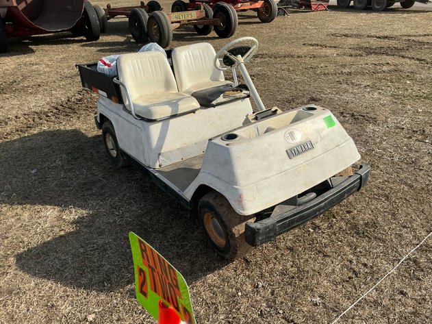 Image for Yamaha golf cart with box