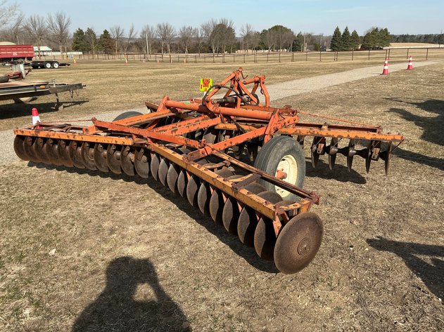 Image for Allis Chalmers 13' disk with cylinders