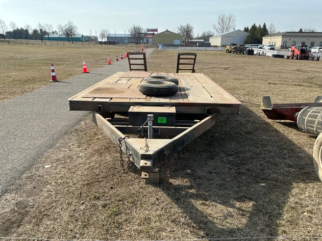 Image for 8x18 farm trailer with triple axle