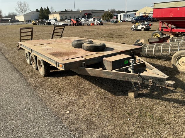 Image for 8x18 farm trailer with triple axle