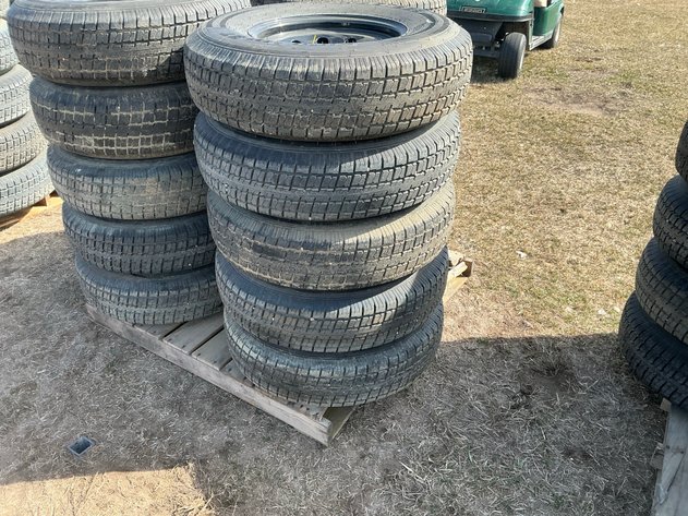 Image for (5) Castle Rock 235/85R16 radial tires F on 16x8 rims