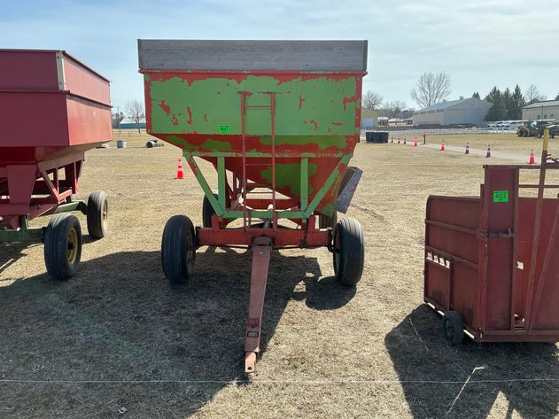 Image for Gravity box on Bradford 8-ton running gear