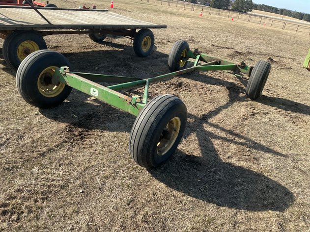 Image for John Deere 1065 running gear