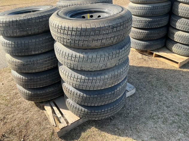 Image for (5) Castle Rock 235/85R16 radial tires F on 16x8 rims