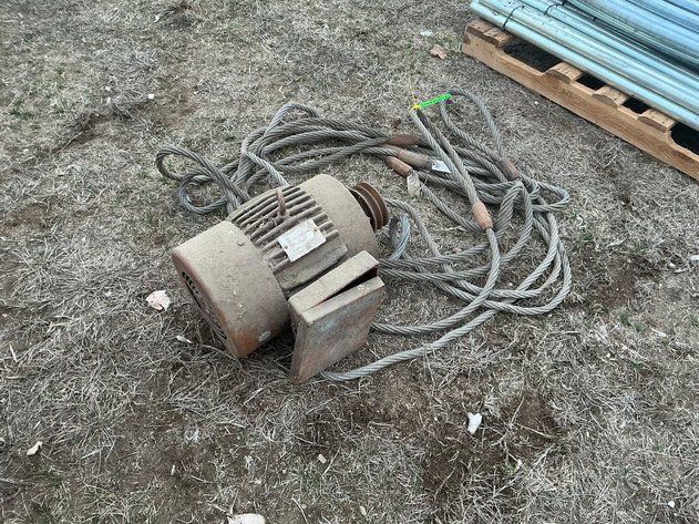 Image for (3) cables and 5HP motor for silage unloader