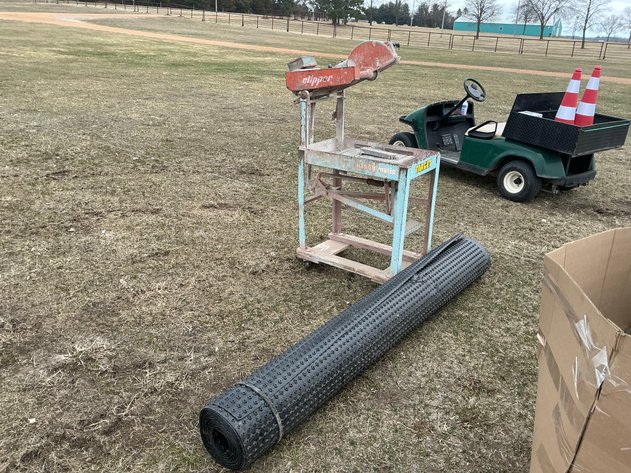 Image for Concrete table saw on cart
