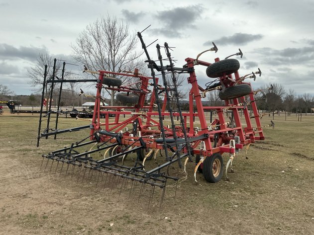 Image for Wil-Rich 3400 field cultivator