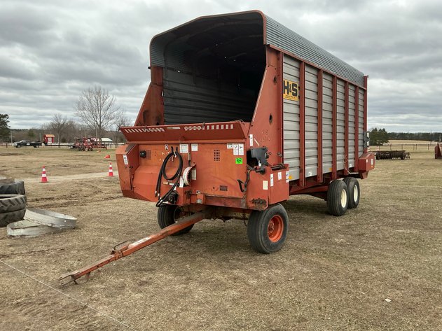 Image for H&S silage box on 12-ton Meyers tandem axle running gear