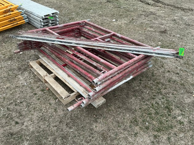 Image for (8) 4' scaffolding buck