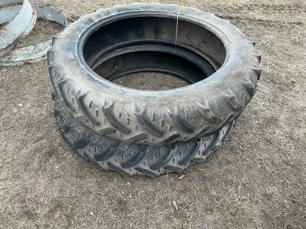 Image for Pair of 270/95 R36