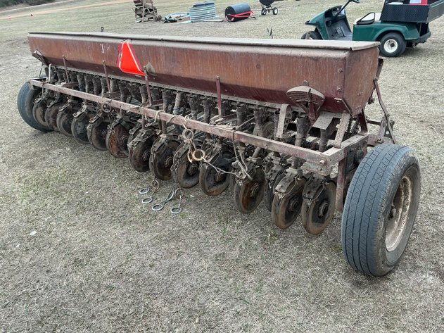 Image for International 12' grain drill with grass seeder