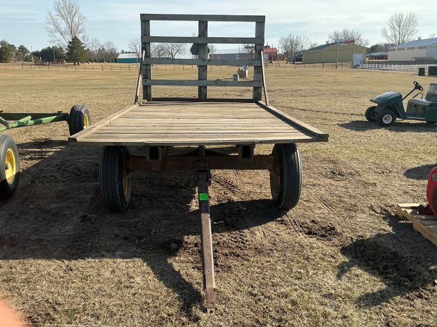 Image for 8'x15' hay rack on Lindsay running gear