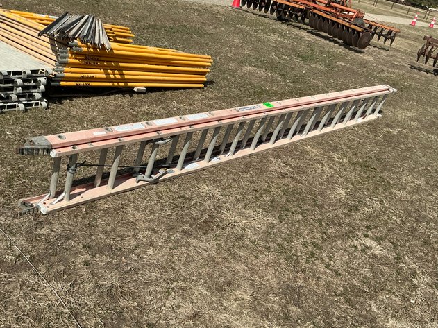 Image for Louisville extension ladder