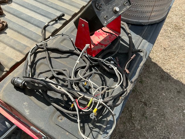 Image for International 800 Cyclo Air 8-row planter