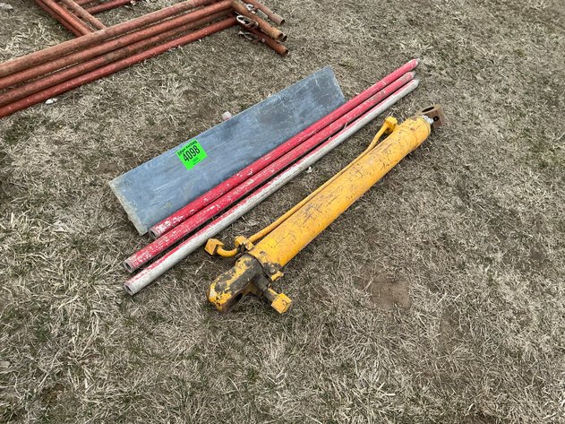 Image for Cement bull float and hydraulic ram