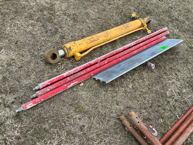 Image for Cement bull float and hydraulic ram