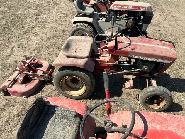 Image for Wheel Horse garden tractor with Tecumseh engine w/deck