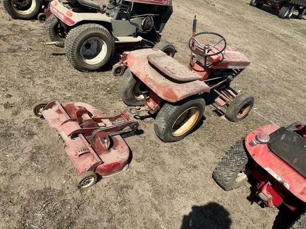 Image for Wheel Horse garden tractor with Tecumseh engine w/deck