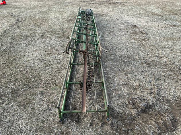 Image for John Deere bale conveyor with electric motor