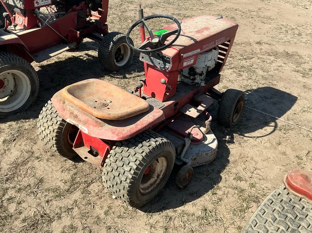 Image for Wheel Horse Commando V7 garden tractor with Tecumseh engine