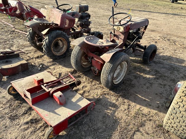 Image for Wheel Horse garden tractor w/deck