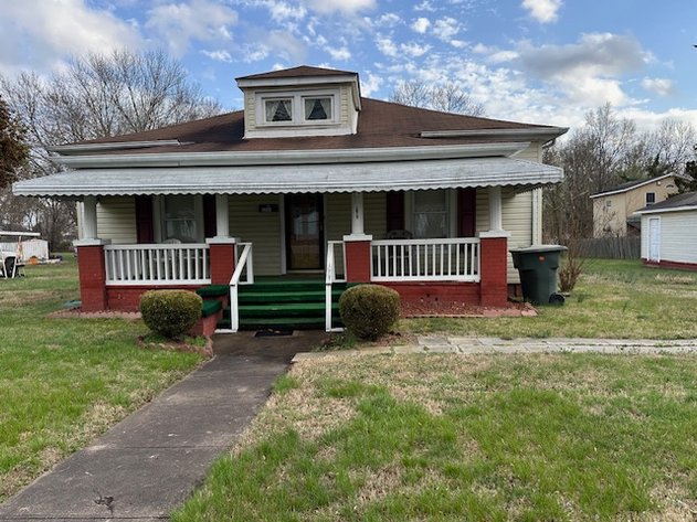 1216 E Stadium Dr., Eden