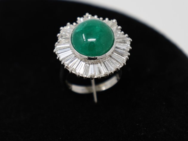 Image for $5 Million Manhattan Fine Rug Gallery Closure, Online Auction