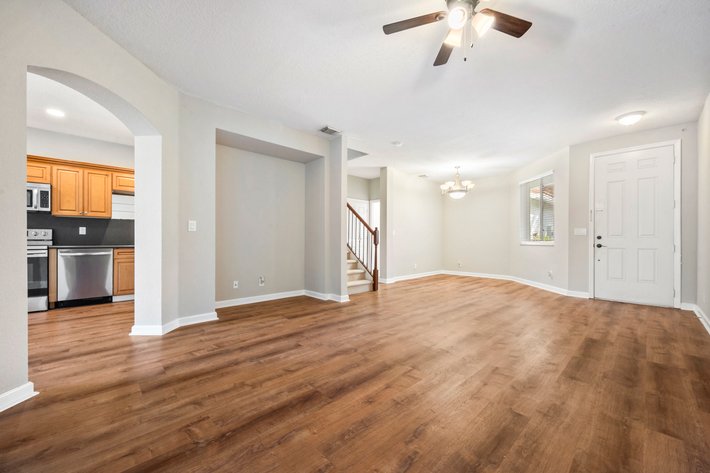 Image for Thousand Oaks Townhouse Riviera Beach, Online Auction, Palm Beach County