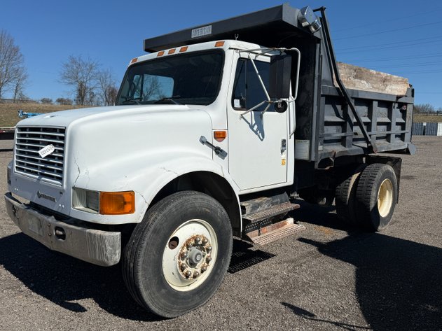 Image for 1993 INTERNATIONAL SINGLE AXLE DUMP TRUCK