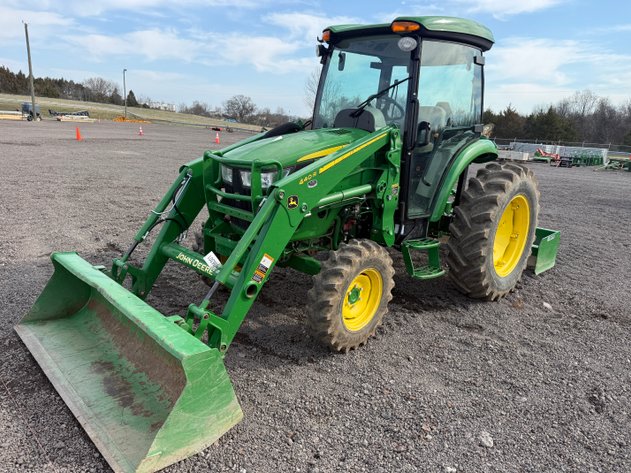 Image for JOHN DEERE 4052R TRACTOR