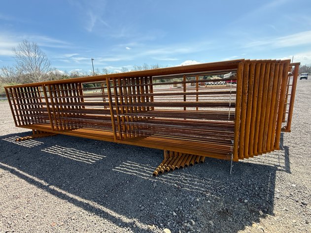 Image for 24' FREE STANDING PANEL