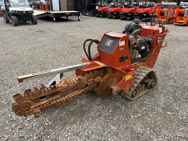 Image for 2019 DITCH WITCH C24X TRENCHER