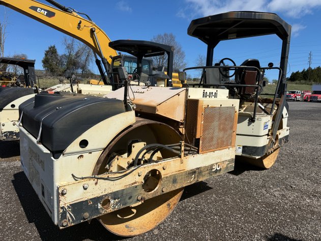 Image for INGERSOLL RAND DD90HF DOUBLE DRUM ROLLER