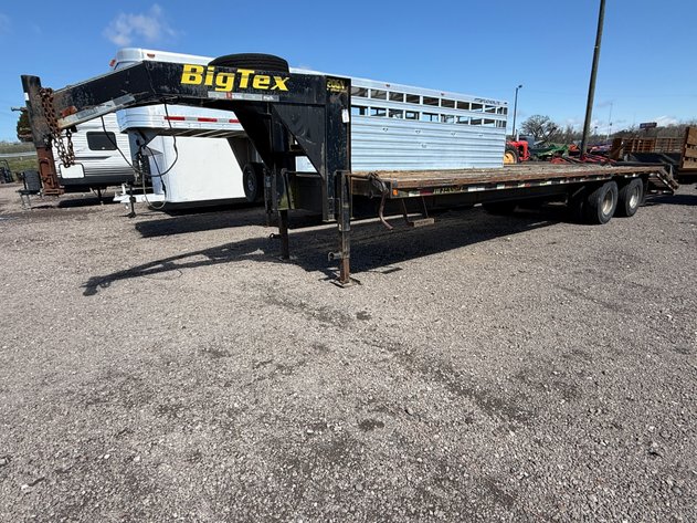 Image for 2008 BIG TEX 30' GOOSENECK TRAILER