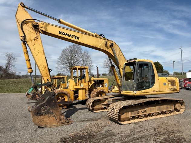 Image for KOMATSU PC220LC EXCAVATOR