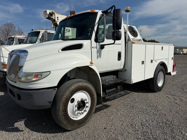 Image for 2007 INTERNATIONAL SINGLE AXLE SERVICE TRUCK