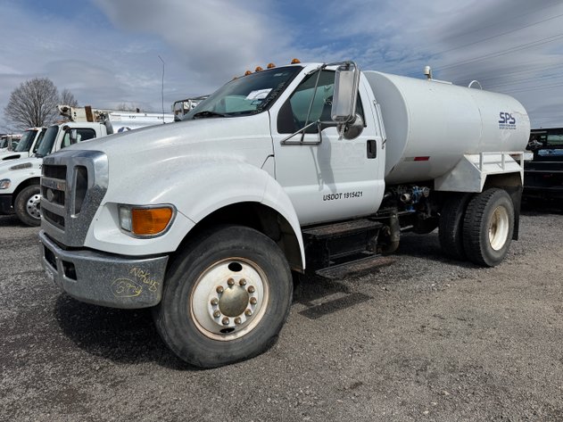 Image for FORD F-750 WATER TRUCK