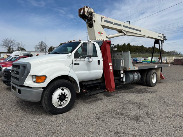 Image for 2006 FORD F 750 CRANE TRUCK