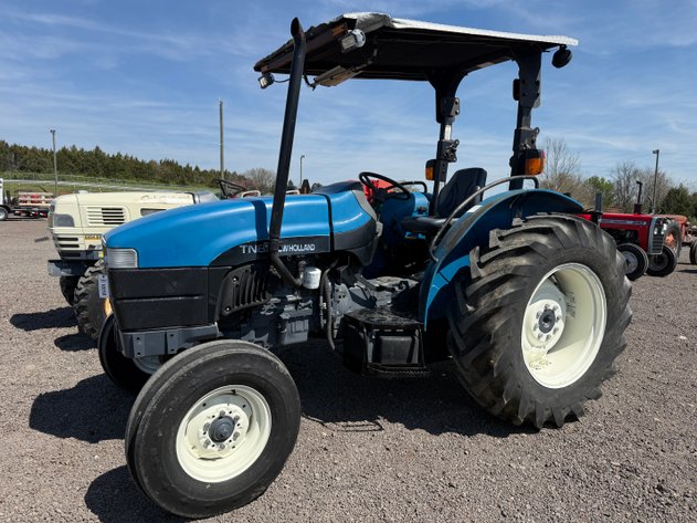Image for NEW HOLLAND TN65 TRACTOR