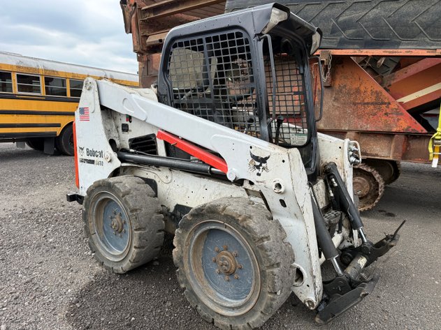 Image for 2019 BOBCAT S630 SKID STEER