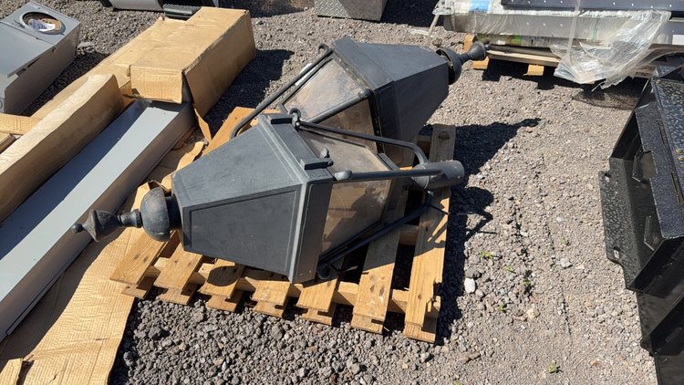 Image for QTY (2) ELECTRIC LIGHT