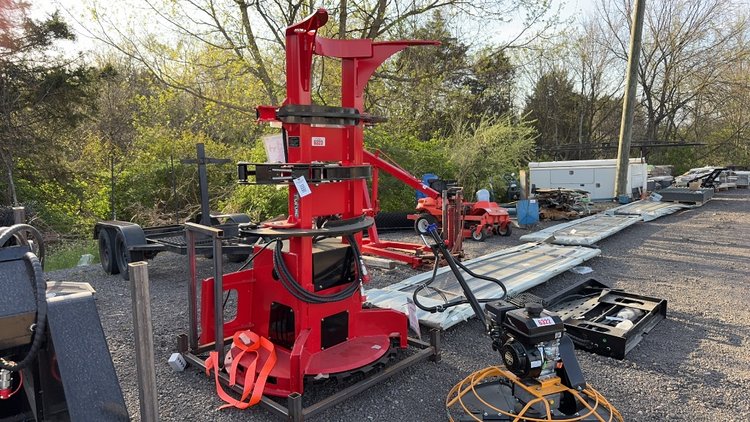 Image for FUTURE SKID STEER FELLER BUNCHER
