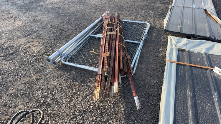 Image for APPROX (32) VARIOUS LENGTH T-POST