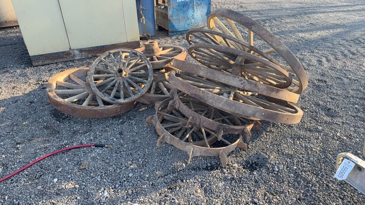 Image for PLLET OF WOODEN WAGON WHEELS